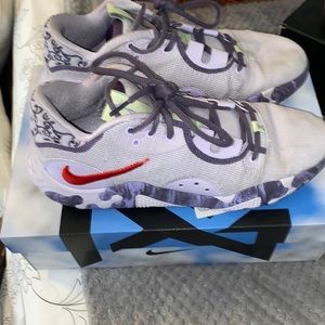 COPY - PG 6 Violet Frost/LT crimson